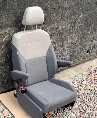 Volkswagen Multivan T7 Front driver seat