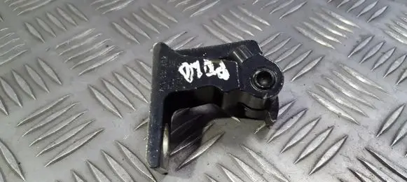 Volkswagen Cross Polo Rear door lower hinge 7N0831402