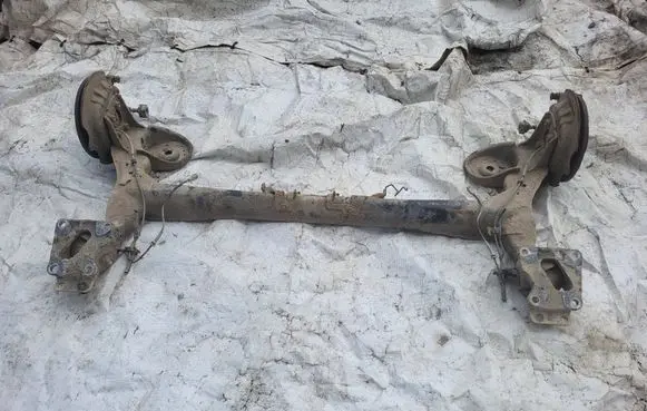 Rear axle beam