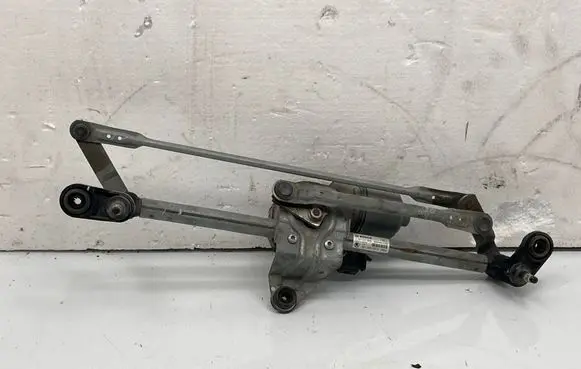 Front wiper linkage and motor
