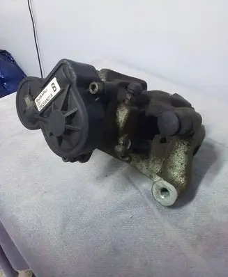 Subaru Outback (BT) Rear brake caliper 26620AN01A