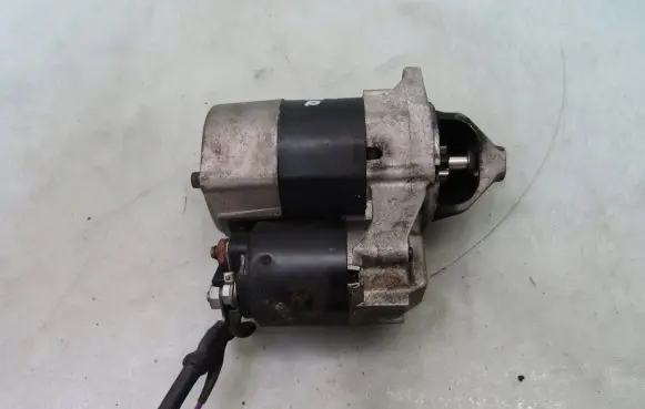 Mercedes-Benz A W168 Starter motor 0051512101