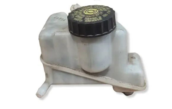 Mercedes-Benz C W204 Brake fluid reservoir A2044300002 03350890051