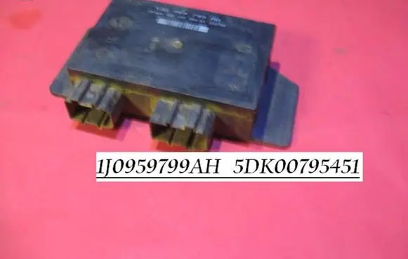 Volkswagen New Beetle Comfort/convenience module 1J0959799AH 5DK00795451