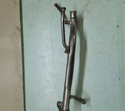 Volvo XC60 Engine coolant pipe/hose