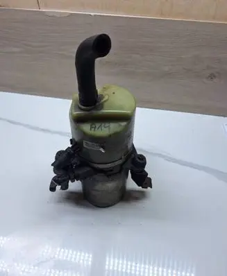 Volvo V50 Power steering pump 4N513K514DP 30741135