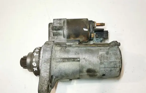 Volkswagen Caddy Starter motor 02Z911023H
