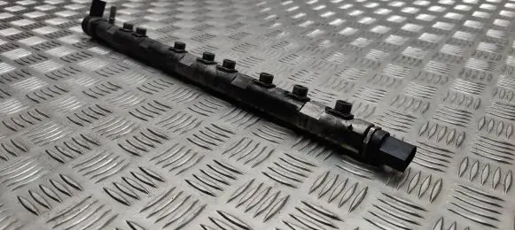 BMW X5 E70 Fuel main line pipe 645143 0445216031 7800124