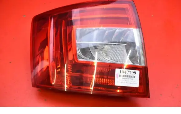 Skoda Octavia Mk3 (5E) Rear/tail lights 5E9945095