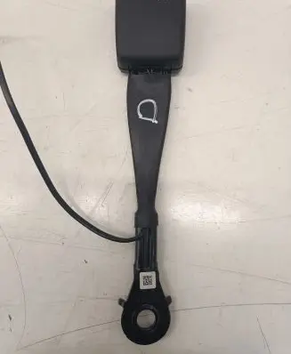 Audi A4 S4 B9 8W Front seatbelt buckle 8W0857755F