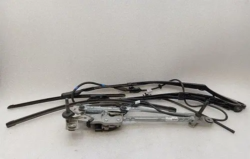Jaguar I-Pace Front wiper linkage and motor M9D317500BA