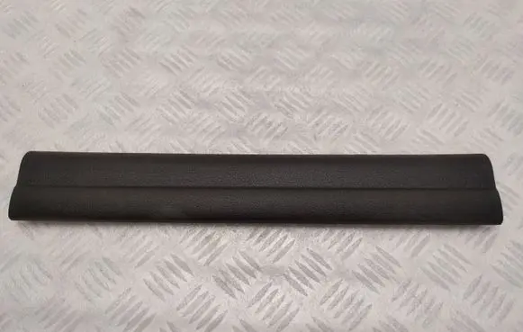 BMW 2 F46 Front sill trim cover 7298839