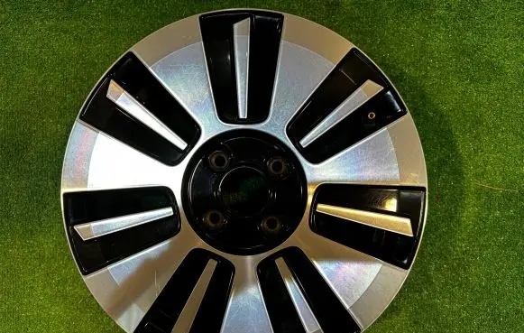 Volkswagen Up R15 alloy rim 