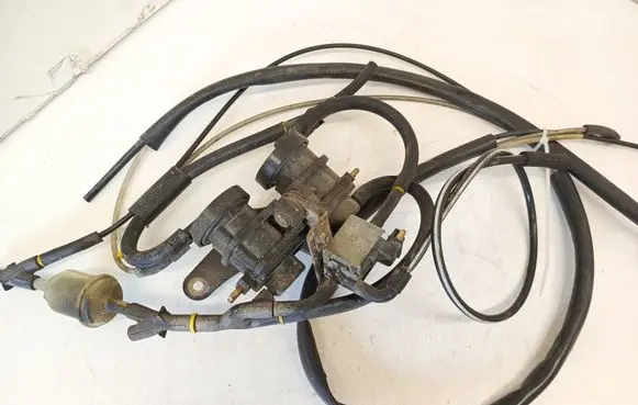 Mercedes-Benz C W202 Turbo solenoid valve 0005450327
