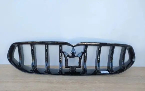 Maserati Grecale Front bumper upper radiator grill 670170829