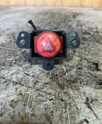 Nissan Almera N16 Hazard light switch 06016