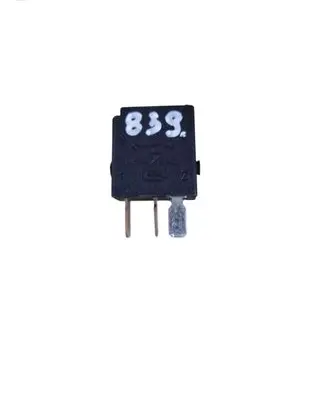 Mercedes-Benz C W202 Other relay 0025421119