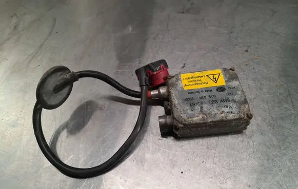 BMW 3 E46 Headlight ballast module Xenon 5DV00776061