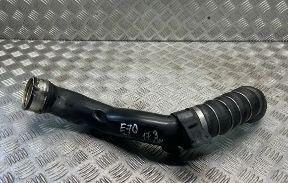 BMW X5 E70 Intercooler hose/pipe 7810317 7810307