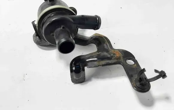Skoda Fabia Mk2 (5J) Electric auxiliary coolant/water pump 6R0965561A