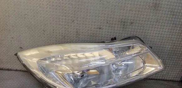 Opel Insignia A Headlight/headlamp 13226783