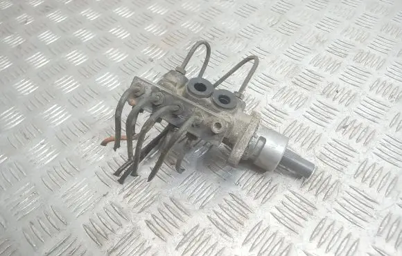 Volkswagen Transporter - Caravelle T4 Master brake cylinder