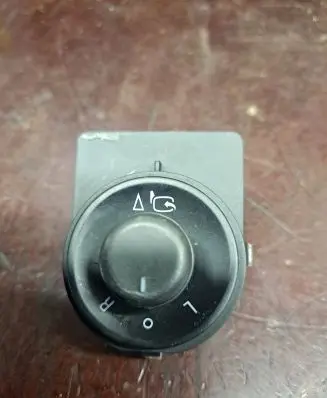 Opel Insignia A Wing mirror switch 13271831