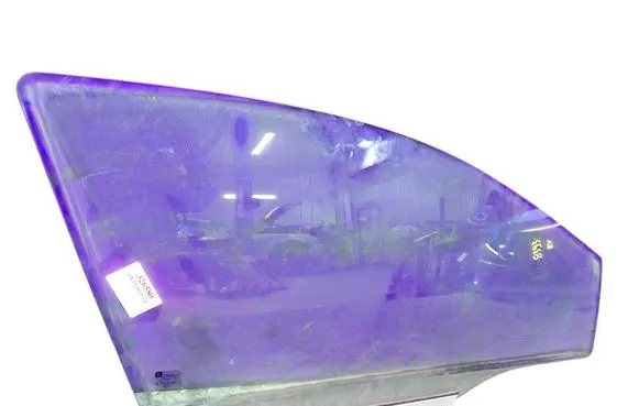 Opel Astra H Front door window glass four-door 