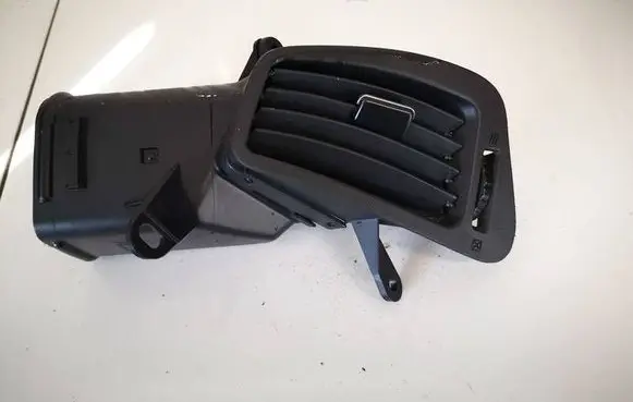 Dash center air vent grill