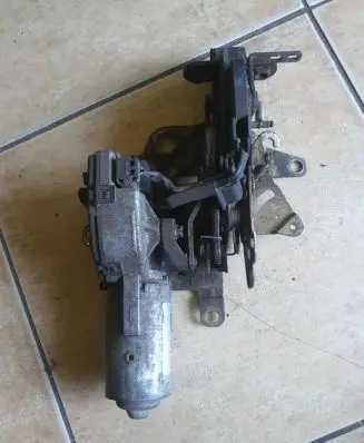 Mercedes-Benz E W210 Tailgate/trunk/boot lock/catch/latch A2107400036
