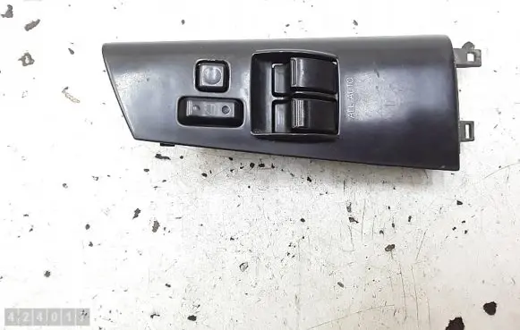 Toyota Corolla E120 E130 Electric window control switch