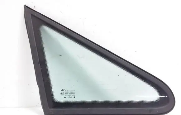 Volkswagen Sharan Front triangle window/glass 