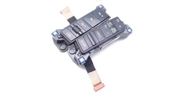 Volkswagen Touareg I Steering wheel buttons/switches 7L6959537