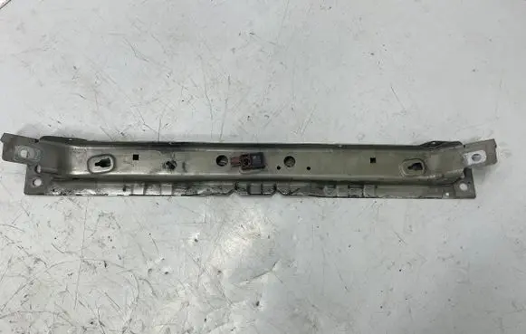 Opel Insignia A Radiator mount bracket 13583353