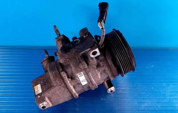 Ford Fiesta Air conditioning (A/C) compressor (pump) H1BH19D629 H1BH19D629CA