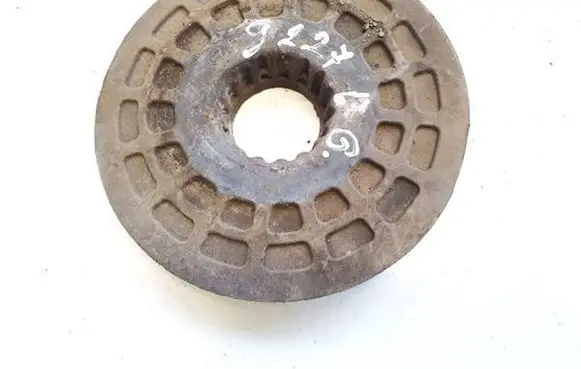 Opel Insignia A Front coil spring rubber mount 9053849696 90538496-96