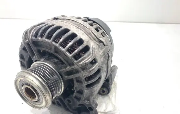 Audi A5 8T 8F Generator/alternator 059903016E