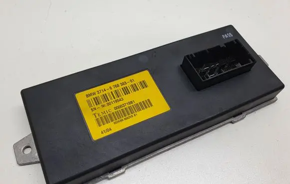 BMW 5 E60 E61 Active stabilizer control unit 37146768383 6768383 676838301