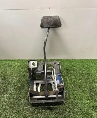 Maserati Ghibli Brake pedal 06700329180 00009 02316