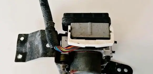 Mitsubishi Outlander ABS Pump MB44WDE3Y061 MB4-4WDE-3Y06-1