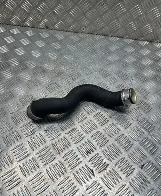Mercedes-Benz E W212 Engine coolant pipe/hose A2045011682