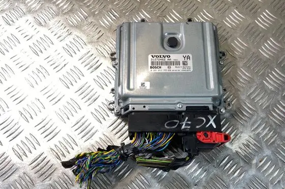 Volvo XC70 Engine control unit/module 31272462AA 31272462