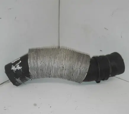 Audi A8 S8 D3 4E Engine coolant pipe/hose