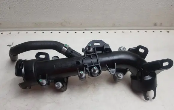 Peugeot 3008 II Coolant pipe/hose Z12002105