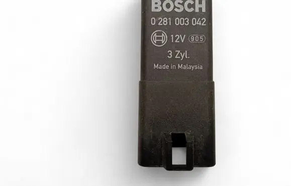 Volkswagen Polo V 6R Other relay 045907282A 0281003042