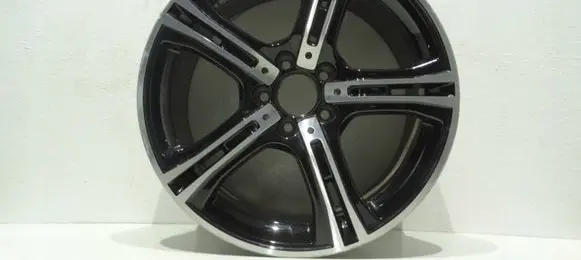 Mercedes-Benz E C207 W207 R18 alloy rim a2074011602