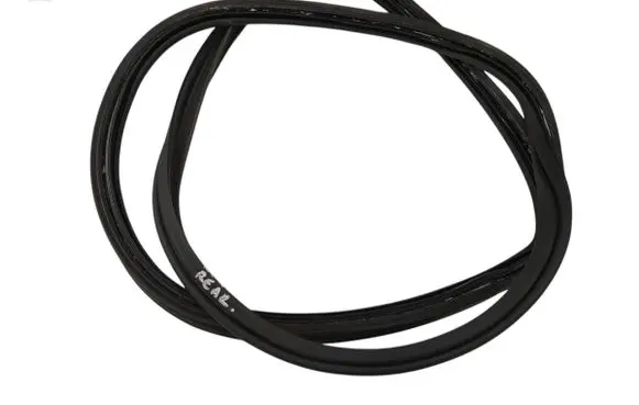 Maserati Ghibli Loading door rubber seal (on body) 