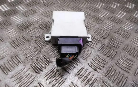 Toyota Corolla Verso AR10 Window wiper relay 150696