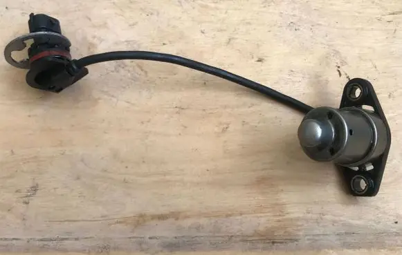 Opel Insignia A Oil level sensor 55575097