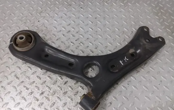 KIA Optima Front lower control arm/wishbone 54500C1000 54584C1000